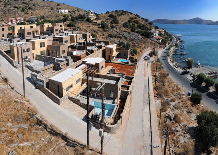 Villas Elounda in Crete