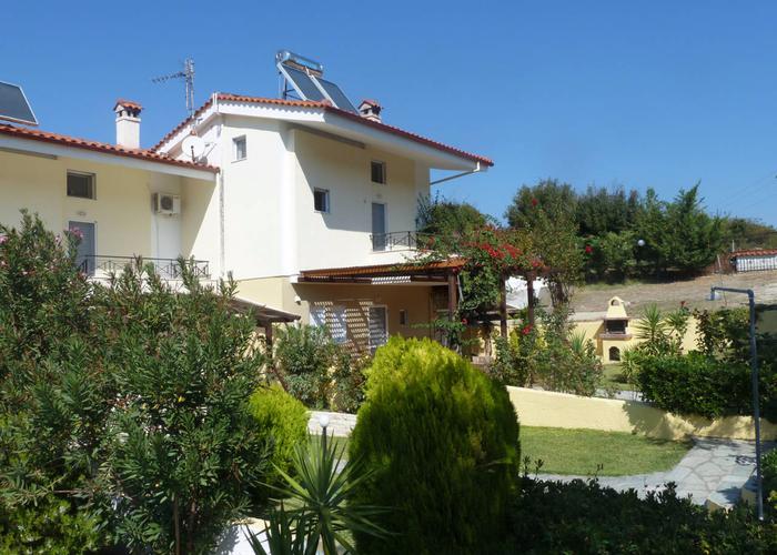 Townhouse Pefka in Kassandra