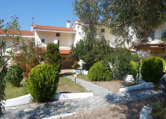 Townhouse Pefka in Kassandra