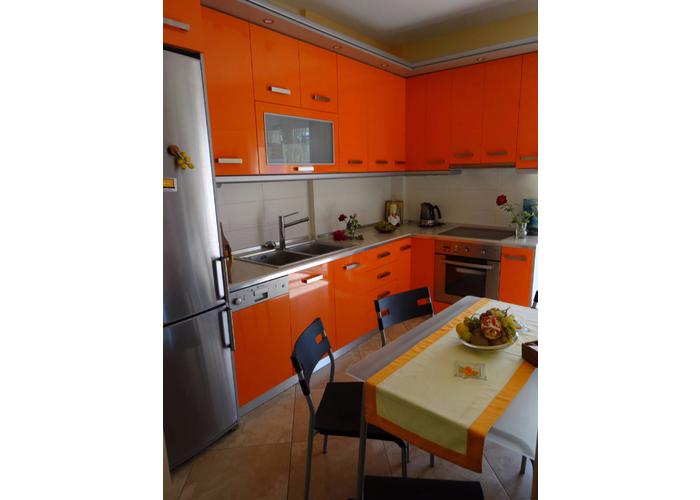 Apartment Victorias in Nea Plagia