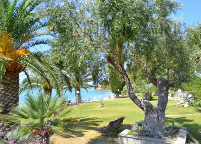 Townhouse Palm in Skala Fourkas