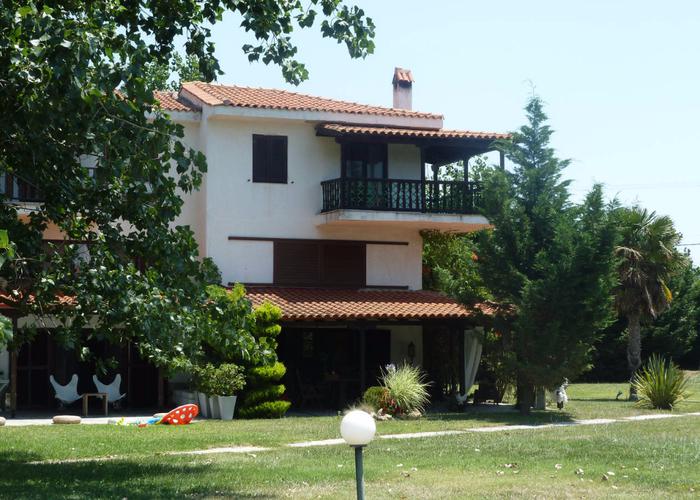 Townhouse Kleopatra in Skala Fourkas