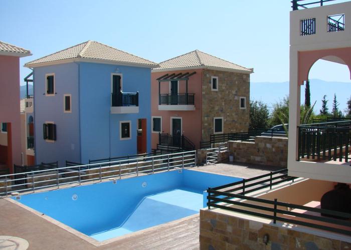 Townhouse in Nikiana