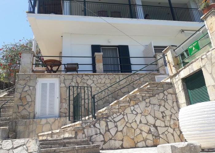 Apartment in Paxoi