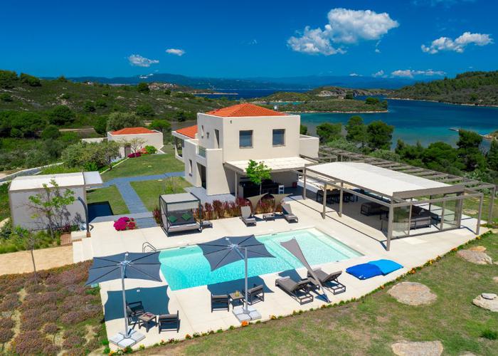 Villa in Chalkidiki, Diaporos.