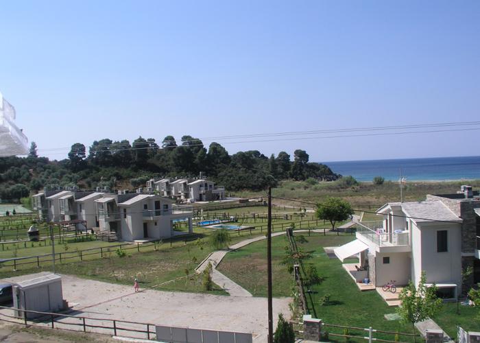 Μεζονέτα Μαρμαράς στην Σιθωνία