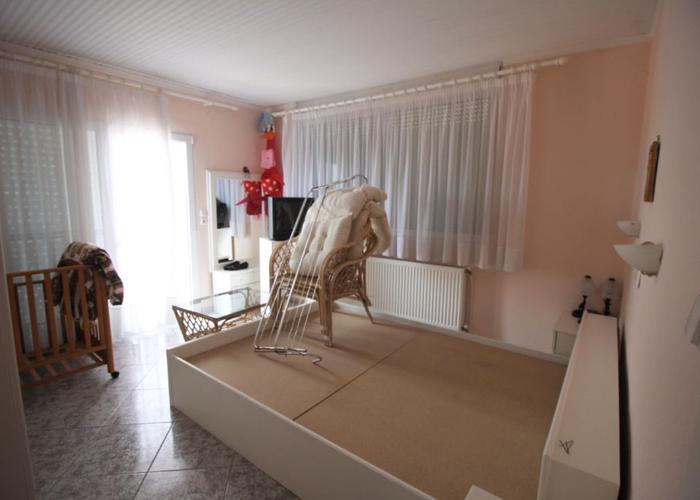 Apartment in Nea Plagia