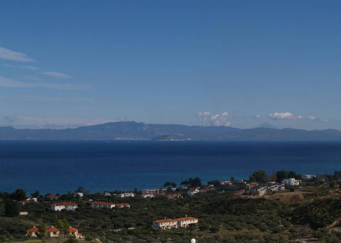 Μεζονέτες Λουί στην Χανιώτη Χαλκιδικής