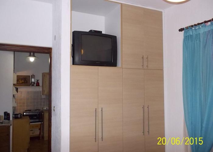 Apartment in Angistri