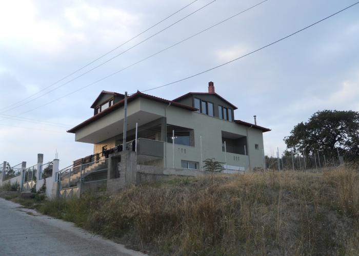 House in Aiginio