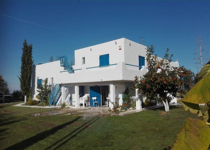 Villa in Makrigialos