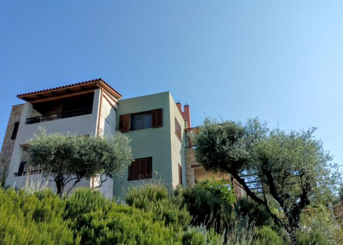 Villa in Alissos