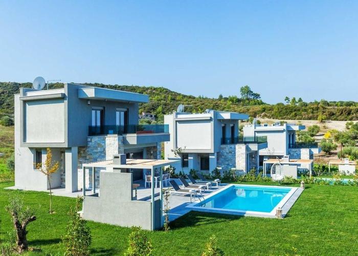 Villa in Pefkochori Chalkidiki