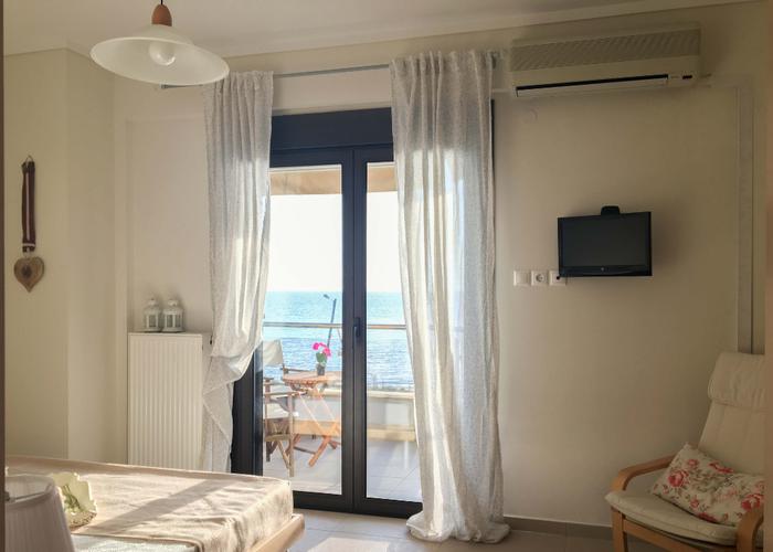 Townhouse Kresi in Nea Plagia