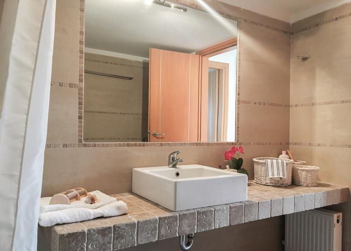 Townhouse Kresi in Nea Plagia