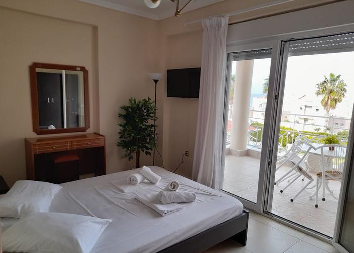 Apartment in Pevkochori Chalkidiki