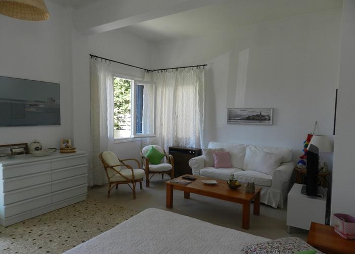 Villa in Aegina