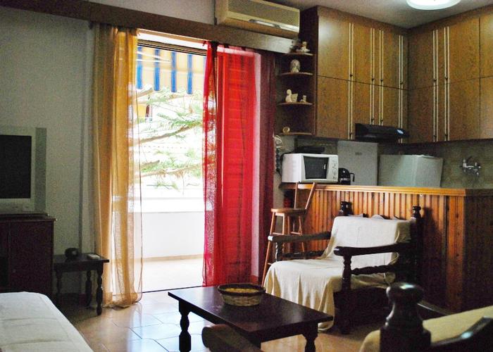 Apartment in Krathi