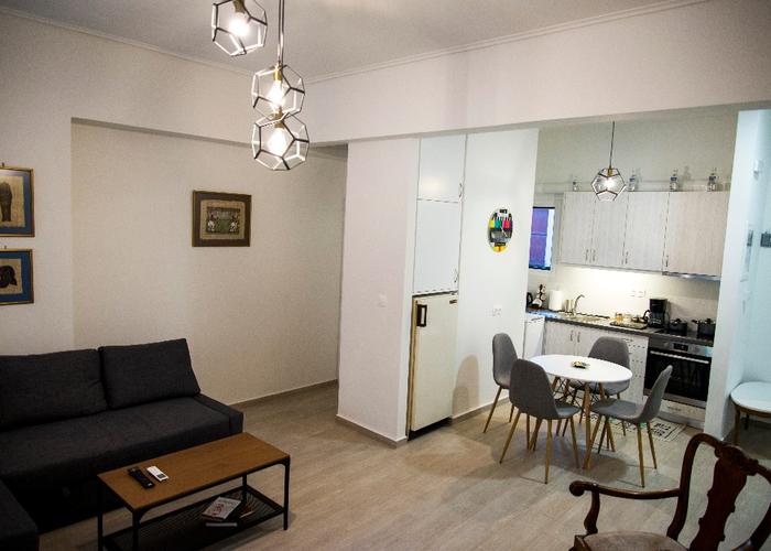 Apartment in Pireas