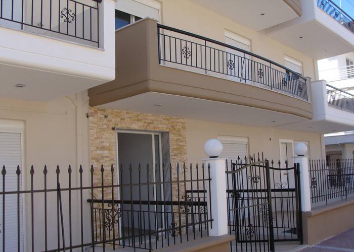 Apartments in Paralia Dionisiou