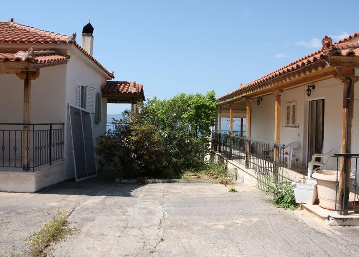 House in Itea