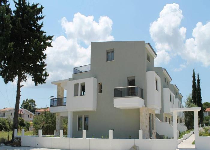 Townhouse in Pefkochori Chalkidiki