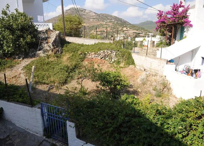 Land plot in Skyros