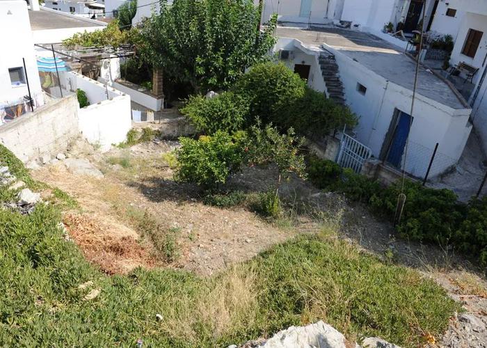 Land plot in Skyros