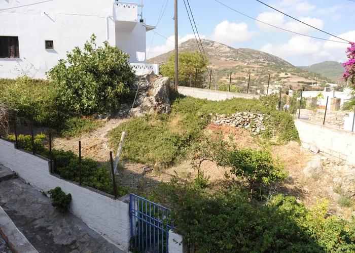 Land plot in Skyros