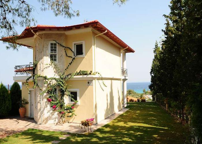 Townhouse in Pefkochori Chalkidiki