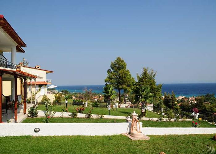 Townhouse in Pefkochori Chalkidiki