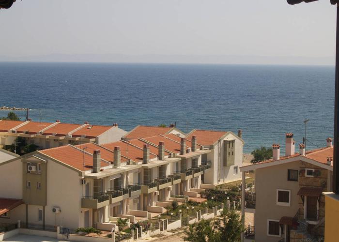 Townhouses Petra in Nikiti Sithonia