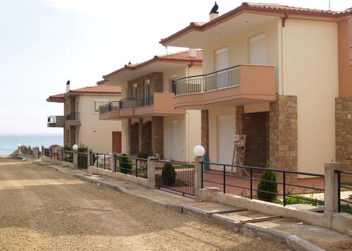 Townhouses in Kalyves Poligirou