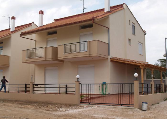 Townhouses in Kalyves Poligirou