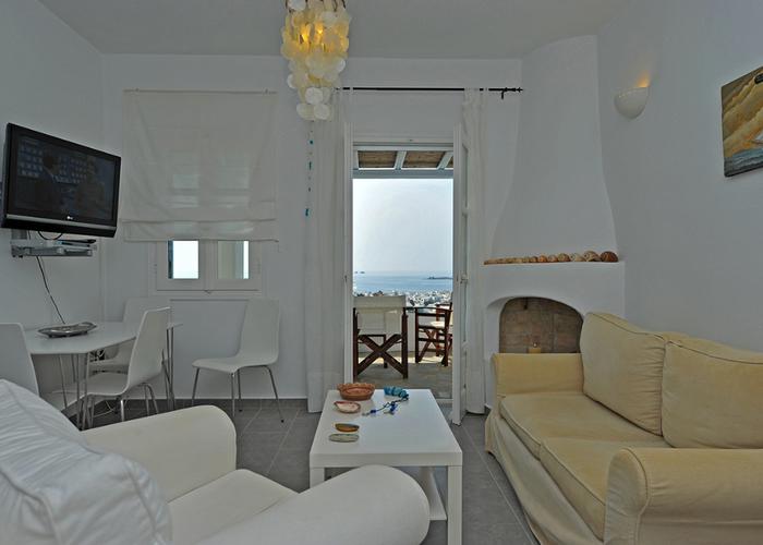 Townhouse Paros in South Aegean