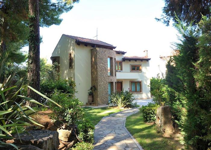 Villa in Sani