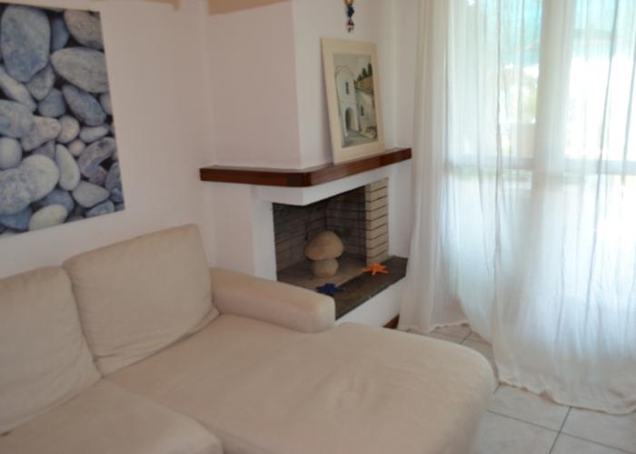 Townhouse Galeos in Skala Fourkas