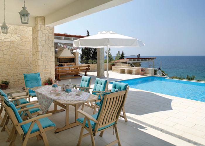 Villa Aegean in Loutra Chalkidiki