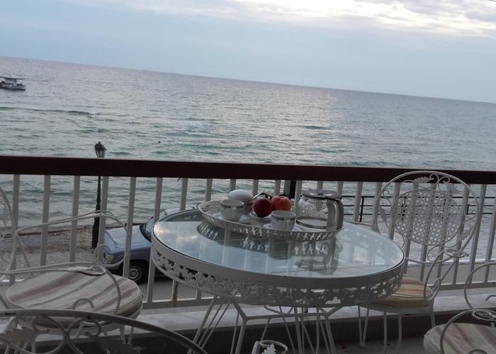 Apartment Seaview in Nea Irakleia