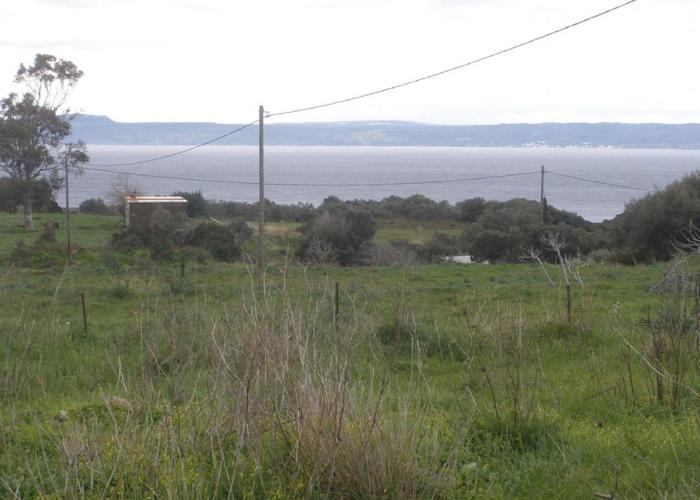 Land plot in Agios Nikolaos