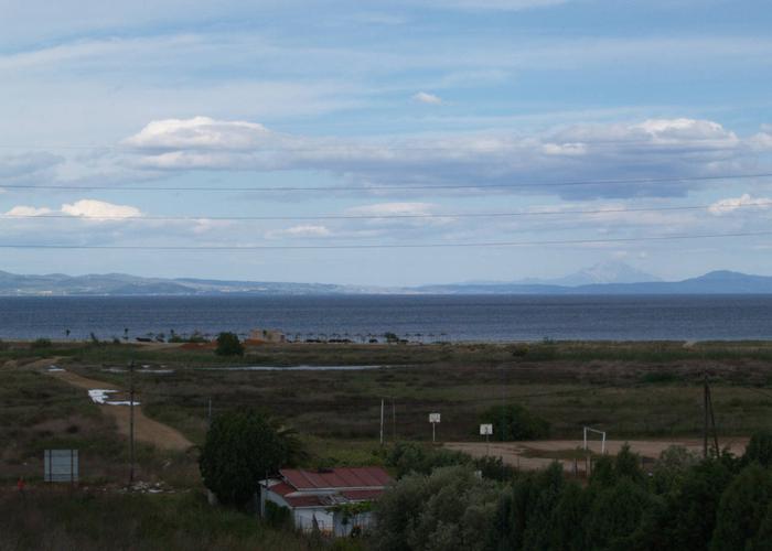 Townhouse Swans in Nea Potidea