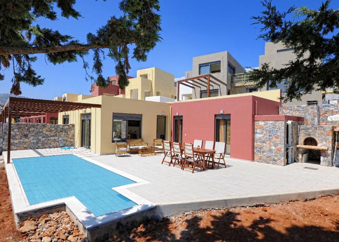 Apartments in Agia Pelagia Crete