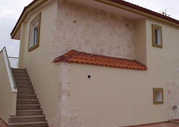 Townhouses Petrali in Nea Plagia