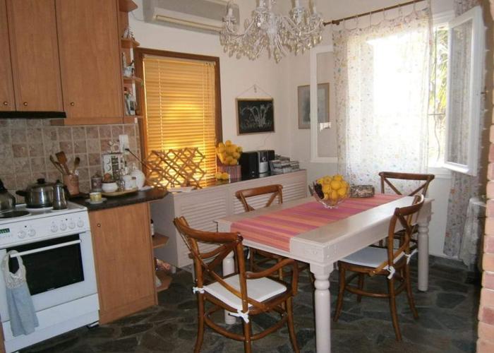 Townhouse in Salamina