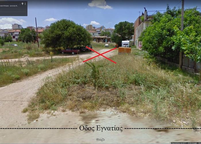 Γεωτεμάχιο στην Έξοχη