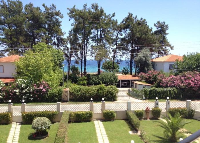 Townhouse Viola in Akti Salonikiou