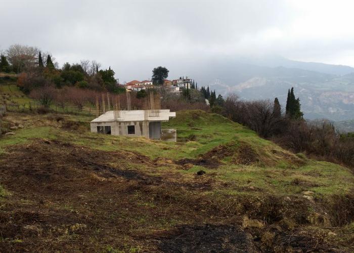 Land plot in Derveni Pyrgos