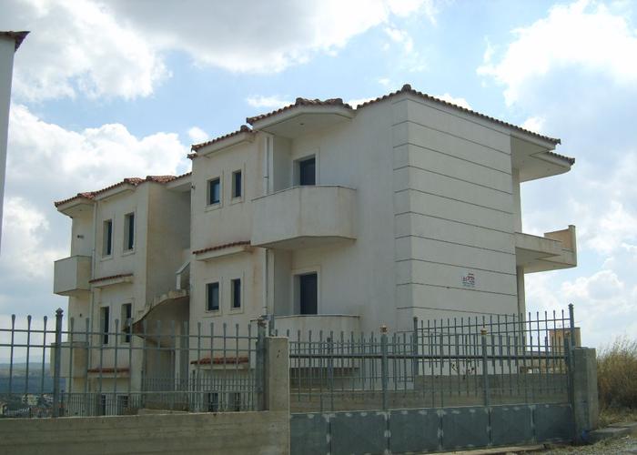House in Akti Nireos
