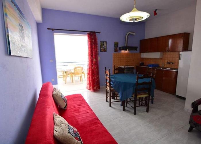 Apartment in Likoporia