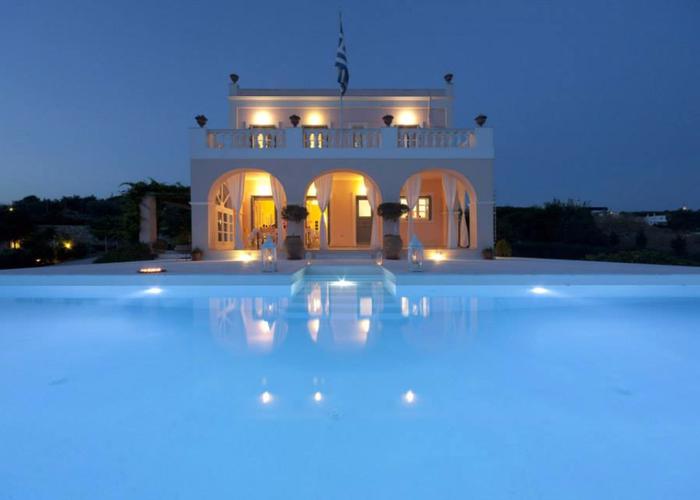 Villa in Syros